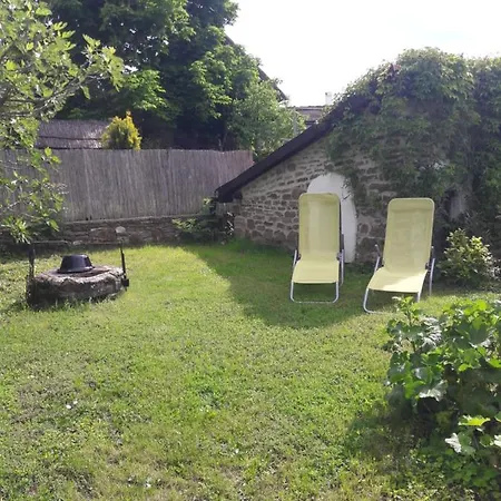 Nyaraló Babamuzeum Kis